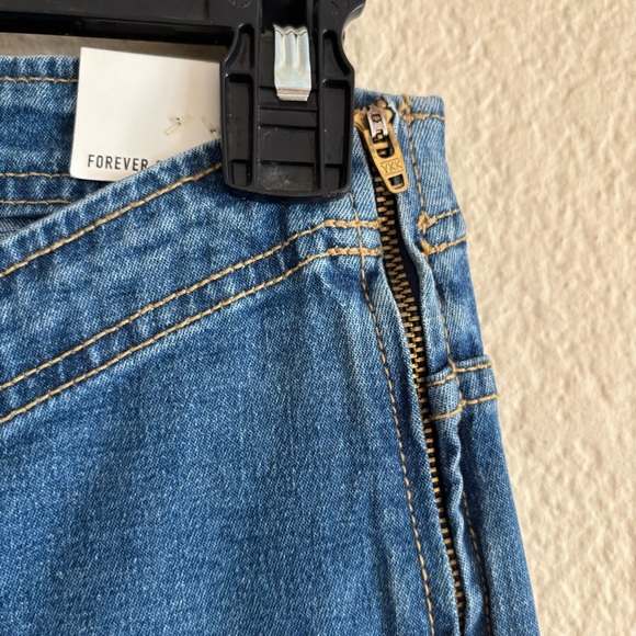 Forever 21 Blue Flare & Wide Leg Jeans - Picture 4 of 12
